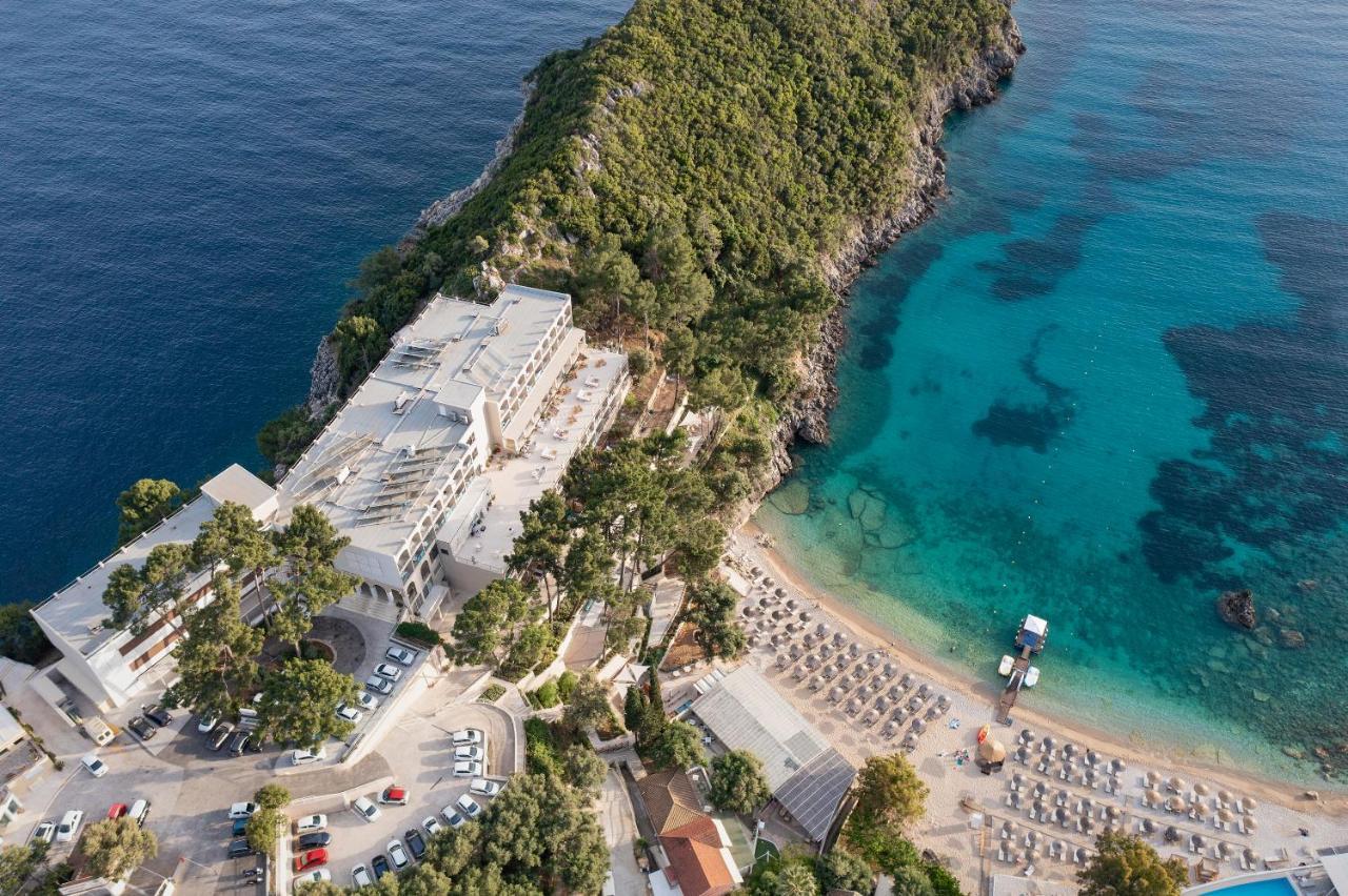 Akrotiri Beach Resort Hotel Paleokastritsa Exterior foto Aerial view of the resort