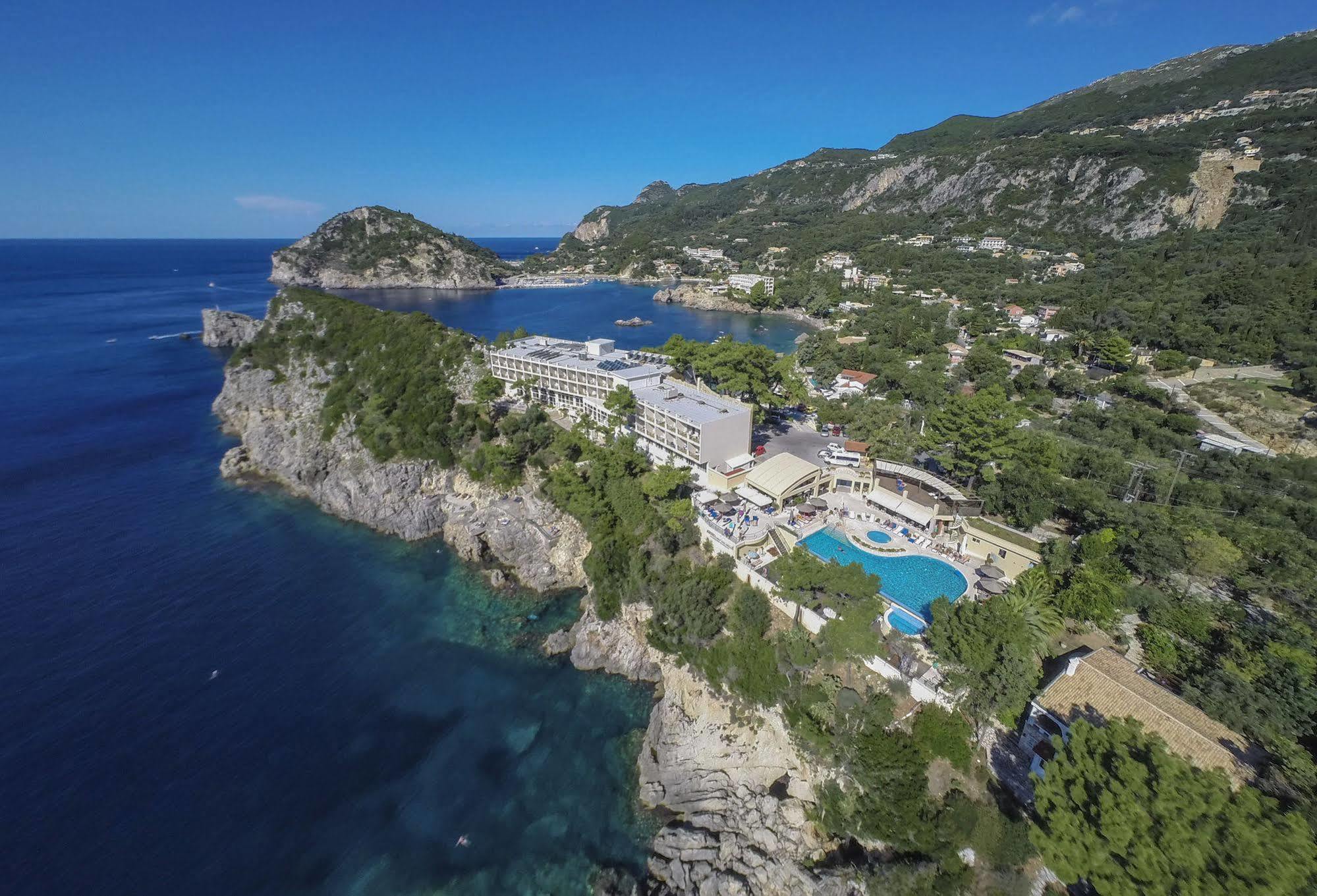 Akrotiri Beach Resort Hotel Paleokastritsa Exterior foto Aerial view of the resort